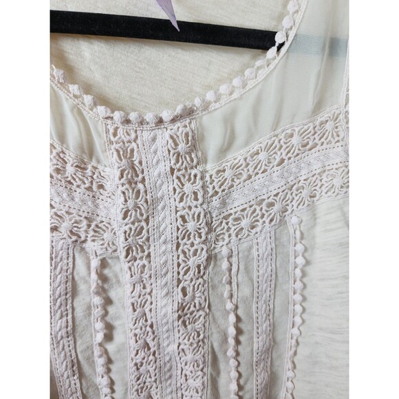 ​Alya Womens S Cream Crochet Lace Tank Top Pom Pom Trim Sheer Panel Boho Blouse - Picture 2 of 6